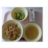 7月12日（金）焼肉丼　ブロッコリーナムル　高野豆腐のみそ汁