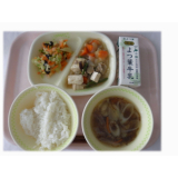 12月9日（月）　豆腐の中華煮　キャベツとのりのナムル　もずくスープ