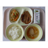4月21日（月）　豚の南部焼き　ふきのみそきんぴら　せんべい汁