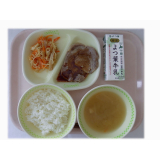 5月27日（火）　トンテキ　切干大根の炒り煮　もやしのみそ汁