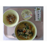 10月9日（木）　みそラーメン　もずくサラダ　ヨーグルト