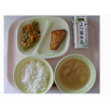 10月14日（火）　さばの香味揚げ　ふきの油炒め　たもぎたけのみそ汁