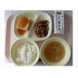 12月1日（月）　にんじんつくね　ひじきの煮物　しらたきスープ