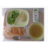 1月21日（水）　コッペパン　たらの香草焼き　ブロッコリーのレモン和え　大豆とウインナーのスープ