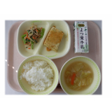 3月24日（火）　青のりつくね　ごま和え　キャベツのみそ汁